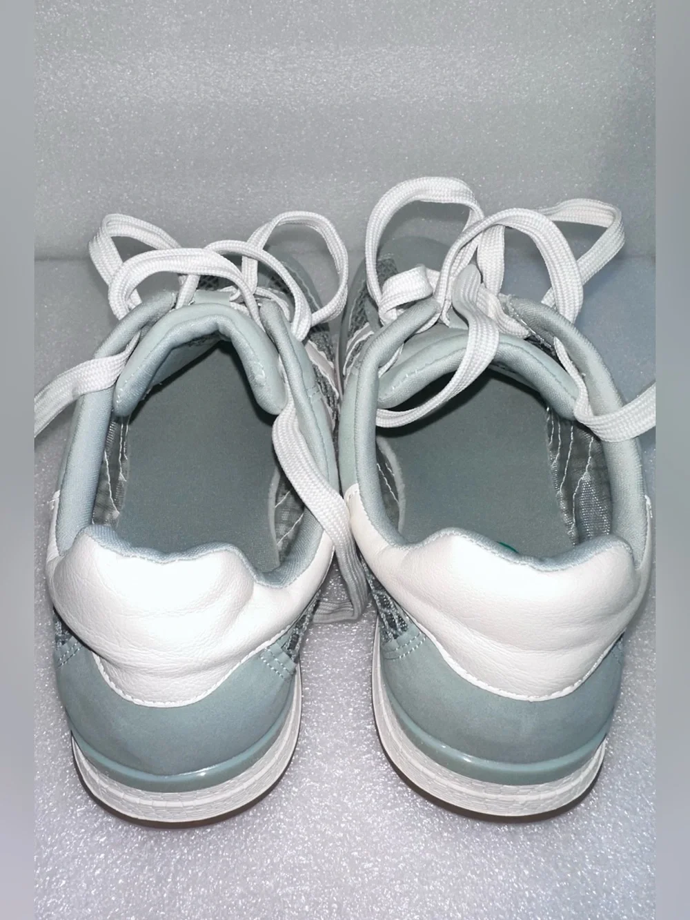 NWOT. DV by Dolce Vita JAMMY Sage Green Mesh Sneakers Size 8